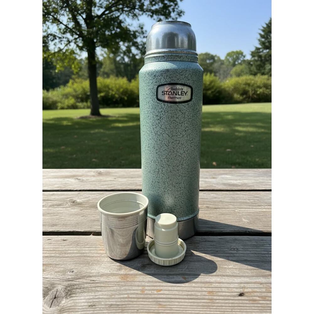 Vintage Aladdin Stanley Thermos A-944C 1 Qt Green USA 1980s Cup Lid